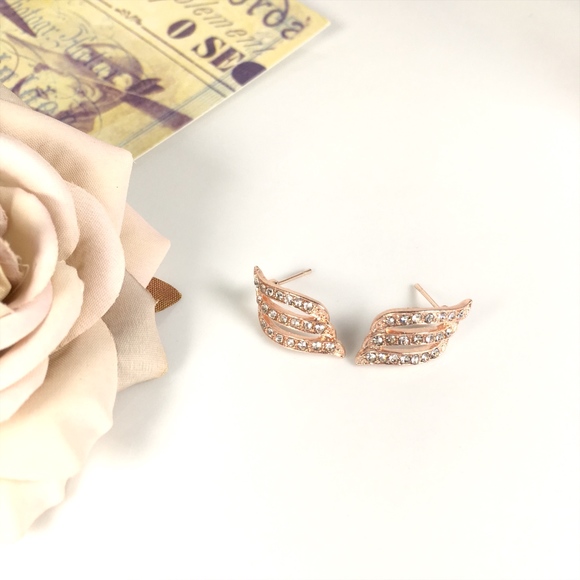 Elegant Rhinestone Earrings - Picture 7 of 9